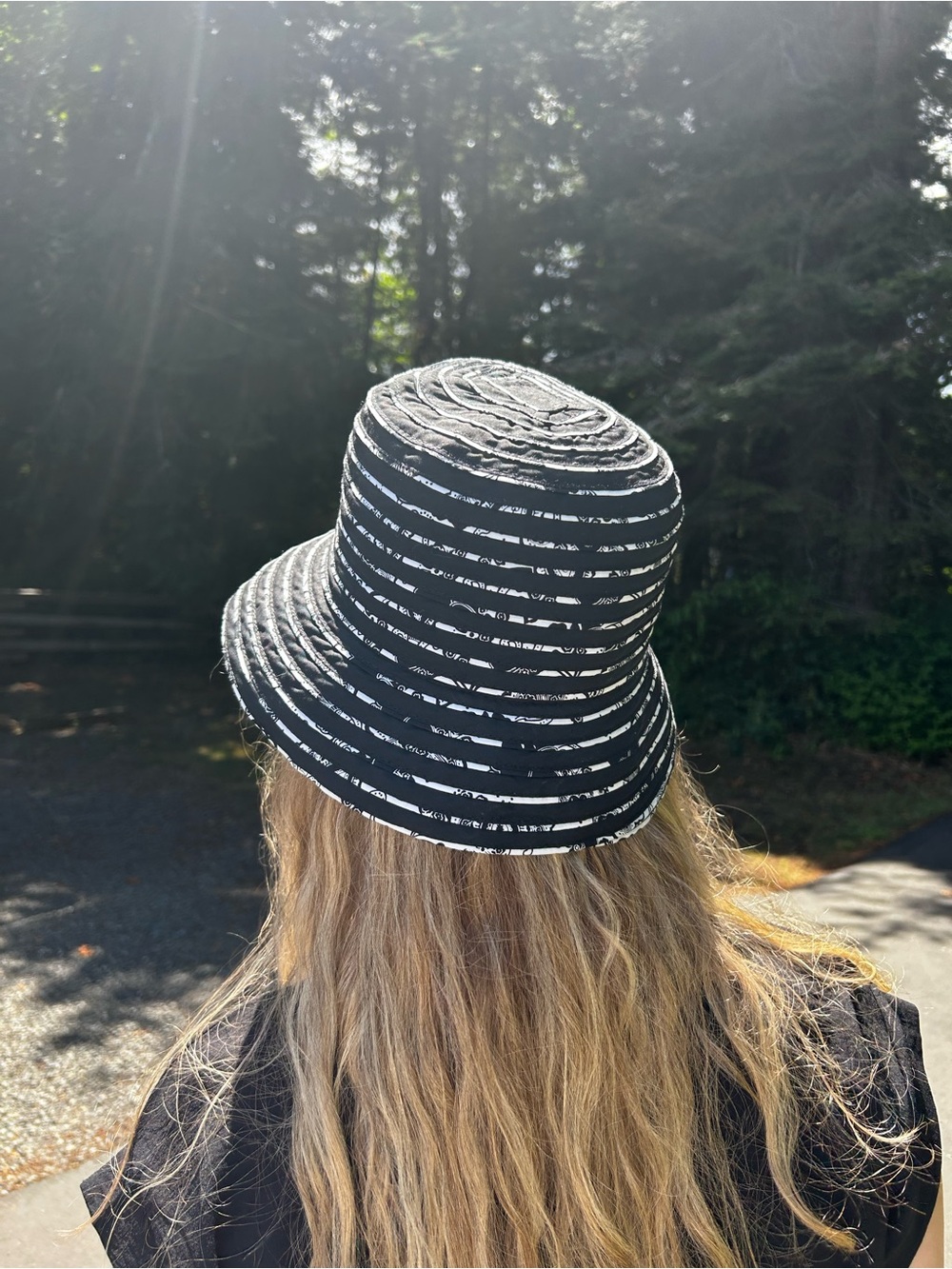 Holt Renfrew Black and White Striped Bucket Hat - Women Accessories
